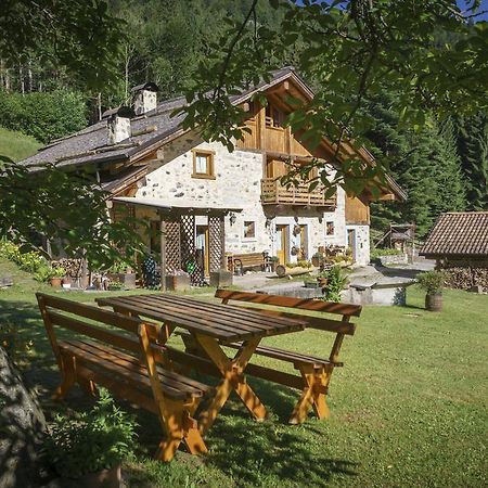 فيلا Agritur Manoncin داونه المظهر الخارجي الصورة