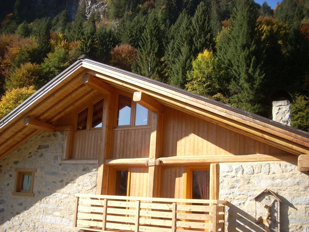 فيلا Agritur Manoncin داونه المظهر الخارجي الصورة