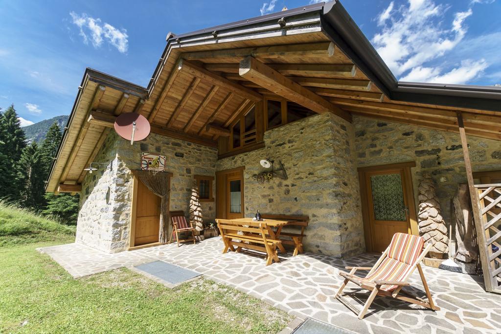 فيلا Agritur Manoncin داونه المظهر الخارجي الصورة