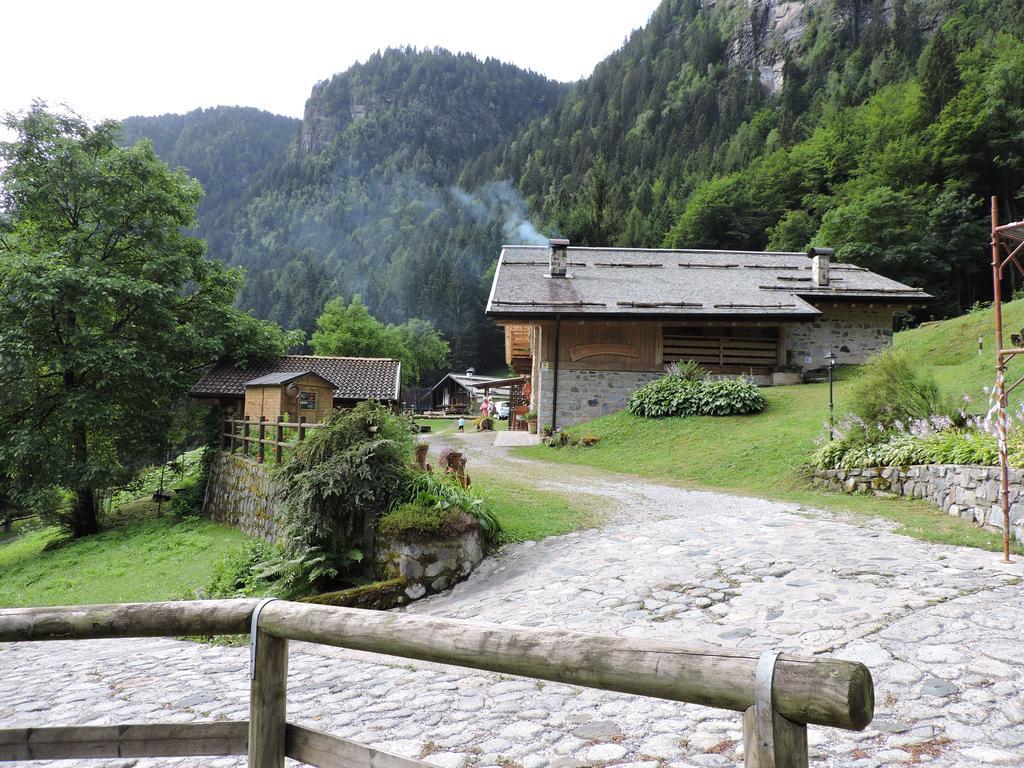 فيلا Agritur Manoncin داونه المظهر الخارجي الصورة