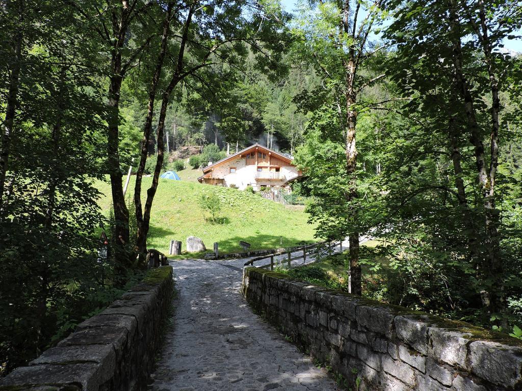 فيلا Agritur Manoncin داونه المظهر الخارجي الصورة